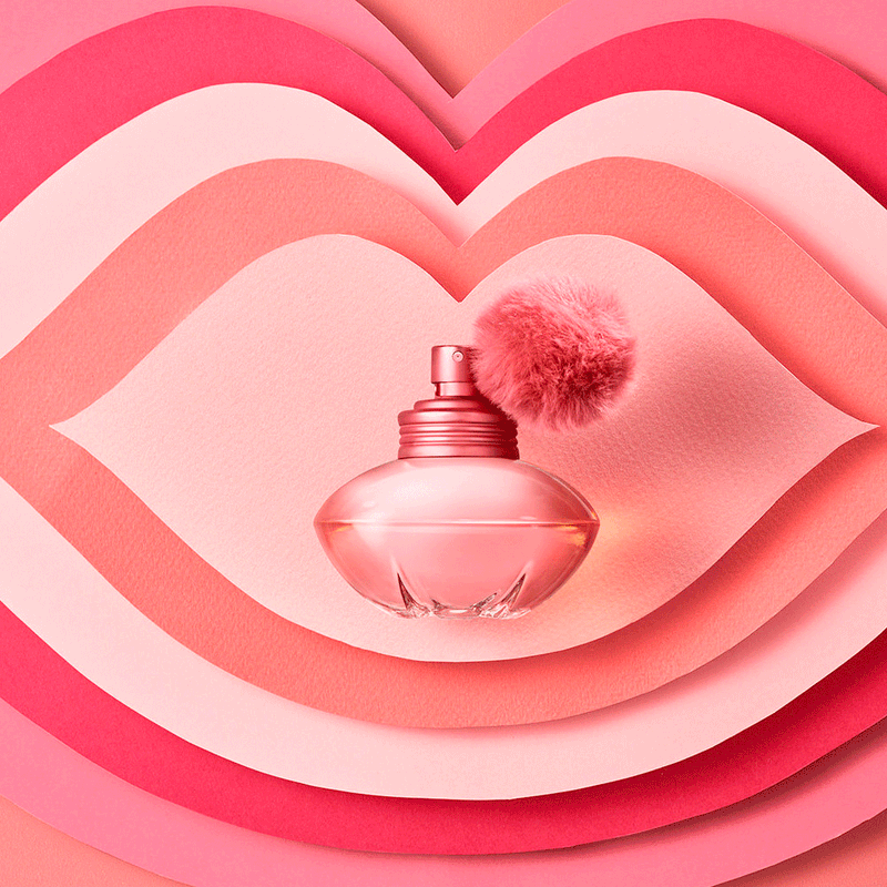 s-blush-kiss-shakira-8411061087428.
