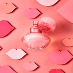 s-blush-kiss-shakira-8411061087428.