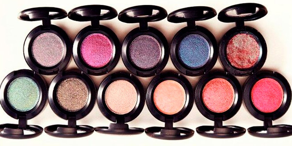 Diferentes tipos de sombras de ojos según su textura y acabado