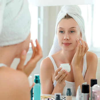 Cuidados nocturnos para piel expuesta al sol 🌙